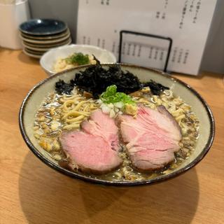 背脂煮干しキノコ醤油らーめん(麺ふたり)