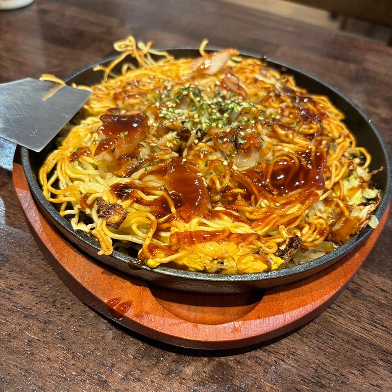 花子オリジナル国泰寺焼き（半そば）(お好み焼 花子 白島店)