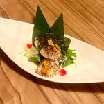 炙りほたて雲丹のせ(海鮮と日本酒 政良 新宿店)