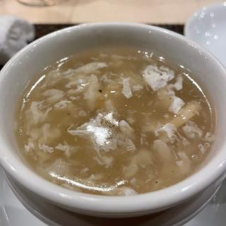 松茸とフカヒレのスープ