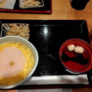 白えび刺身丼