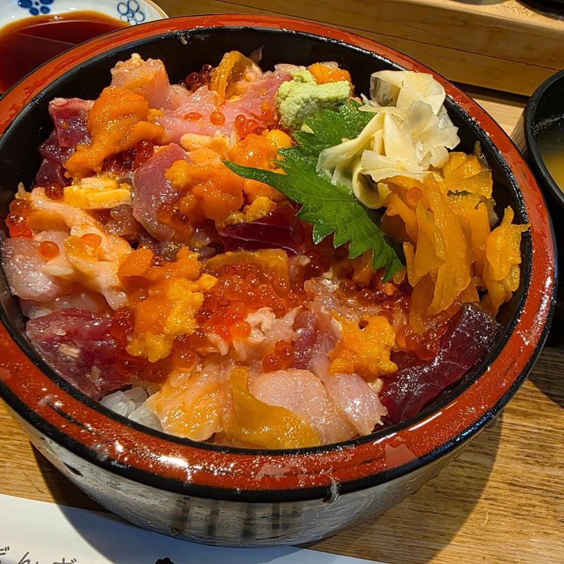 名物ばらちらし(ぎんざまぐろや )