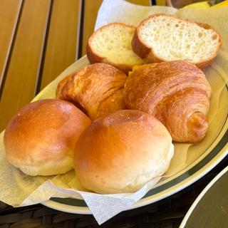 パン盛り合わせ