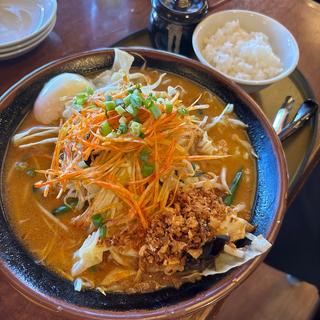 野菜たっぷりネギ辛味噌らーめん(さんぽう亭 五泉店 )