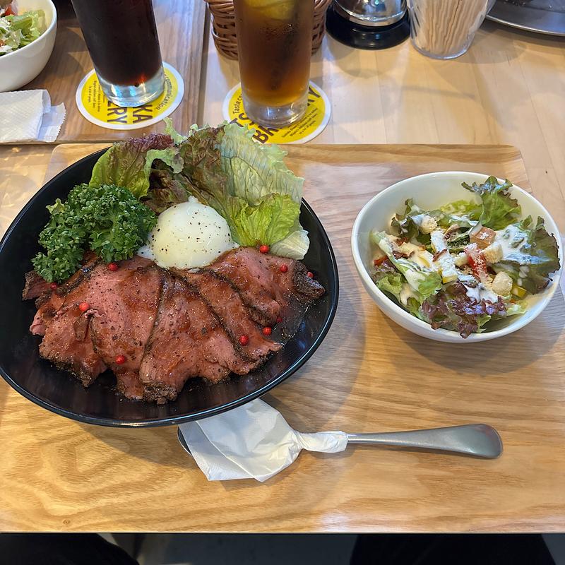 ローストビーフ丼(月岡ブルワリー＆キッチンGeppo クラフトビール醸造所)