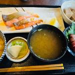 三陸産銀鮭塩焼き(こころむすび )