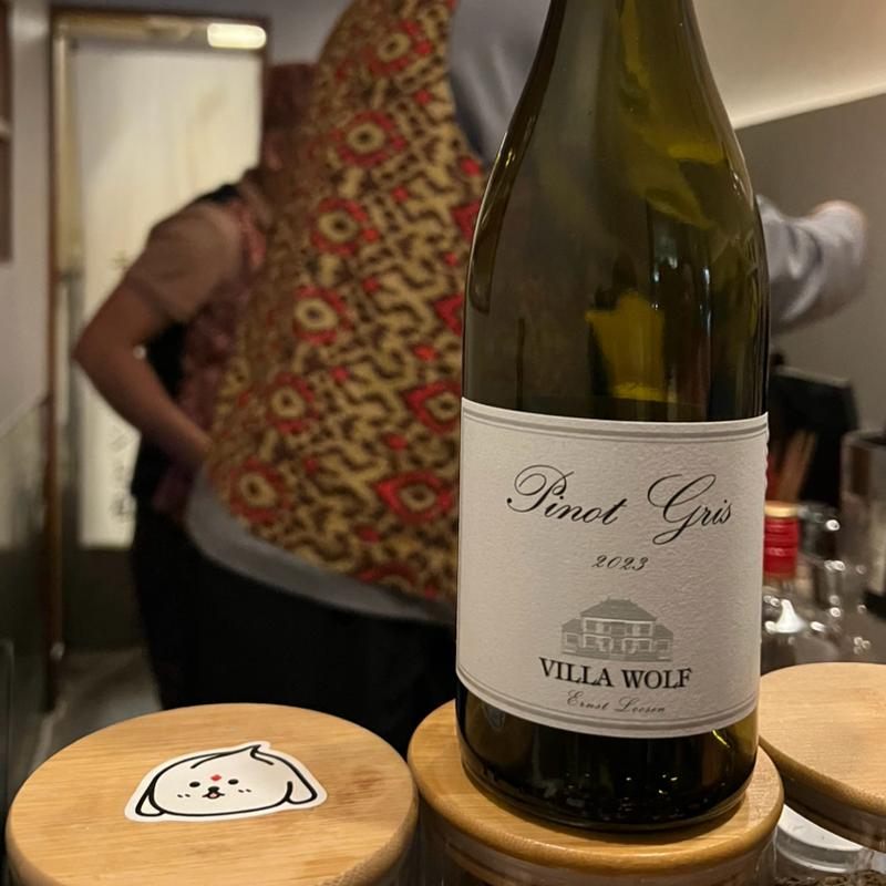 (MOMO Stand Tokyo（モモスタンド トウキョウ）)