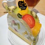 彩りフルーツの贅沢ズコット