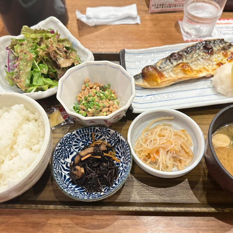 さばの塩焼き定食(恵比寿 土鍋炊ごはん なかよし 本店)