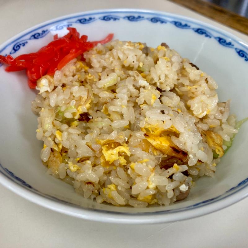 半チャーハン(栄楽)