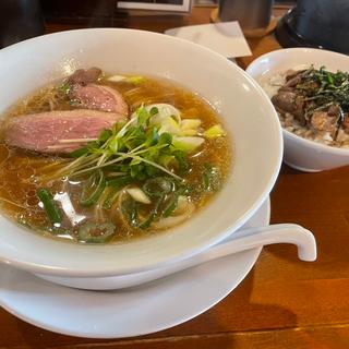 Cセット(鴨だし中華そば王鴨)