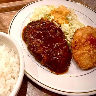 ハンバーグと海老クリームコロッケ定食