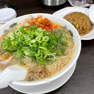 ラーメン(大盛り)+チャーハンセット
