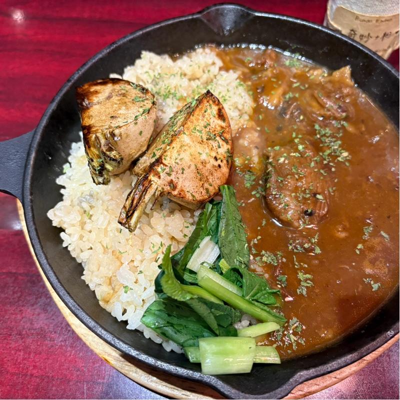 始まりの冒険カレー(冒険香る牛すじカレーの店Roman Kitchen)