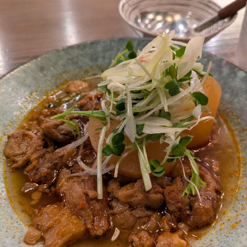 名物牛すじ大根5時間煮(炉ばた」。)