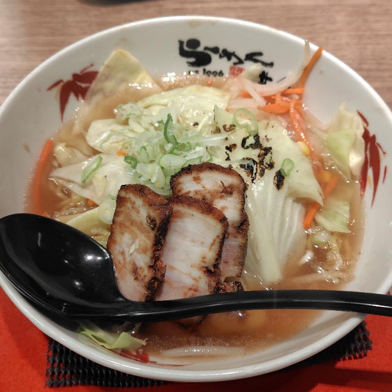 (らーめん世界 富山インター店)