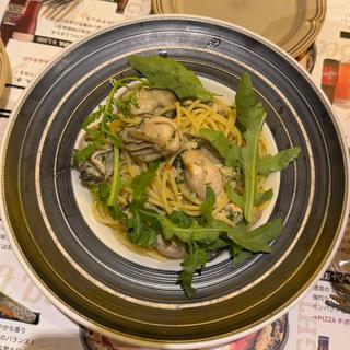 広島産牡蠣のペペロンチーノ(ビッレリア&ピッツェリア ルーチェ （LUCE）)