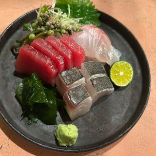 刺身三点盛り(食堂ペリカノ)