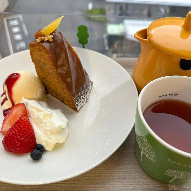 京都紅茶とベイクドケーキのデザートセット(マールブランシュ　ロマンの森)
