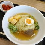 シャリシャリマンゴー盛岡冷麺