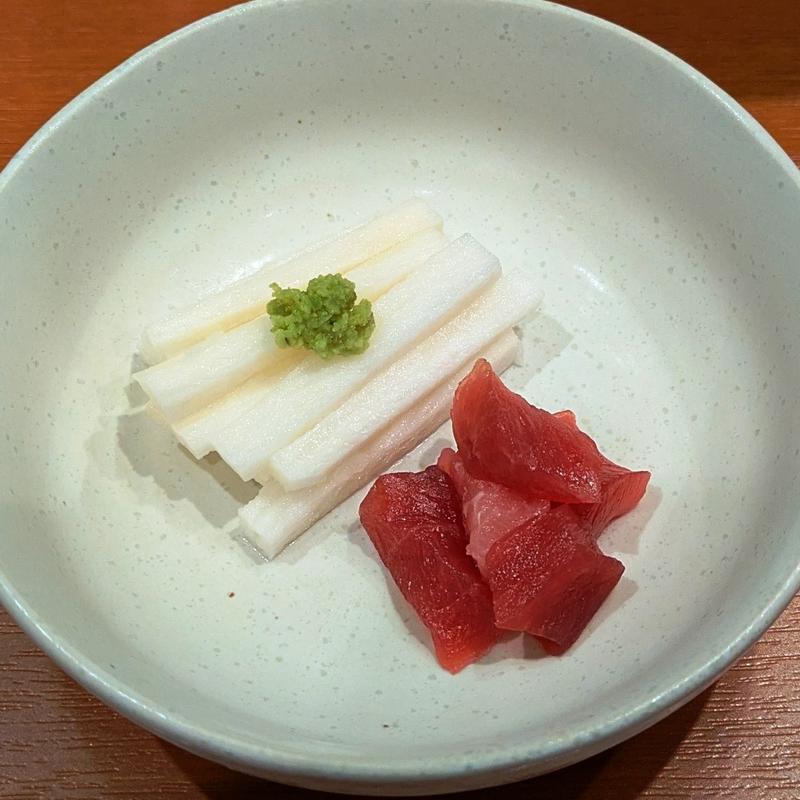 お通し(牛たん炭焼 利久 東口分店)