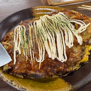 お好み焼きそば台付き 肉玉子入り(日の出食堂)