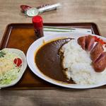 明方ウインナーカレー(大盛)