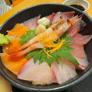 海鮮丼