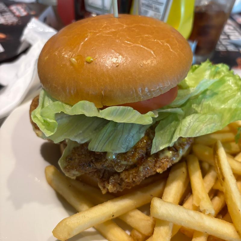 ダブルチキンバーガー(ティージーアイ フライデーズ MM21クロスゲート店 （T.G.I FRIDAYS）)