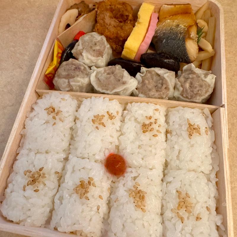 シウマイ弁当(まねきのえきそばピオレ姫路おみやげ館店)