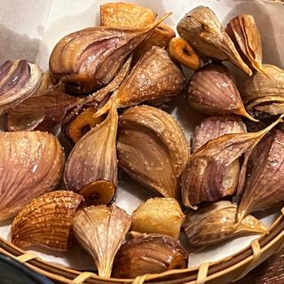 ニンニク丸揚げ(茄子美)