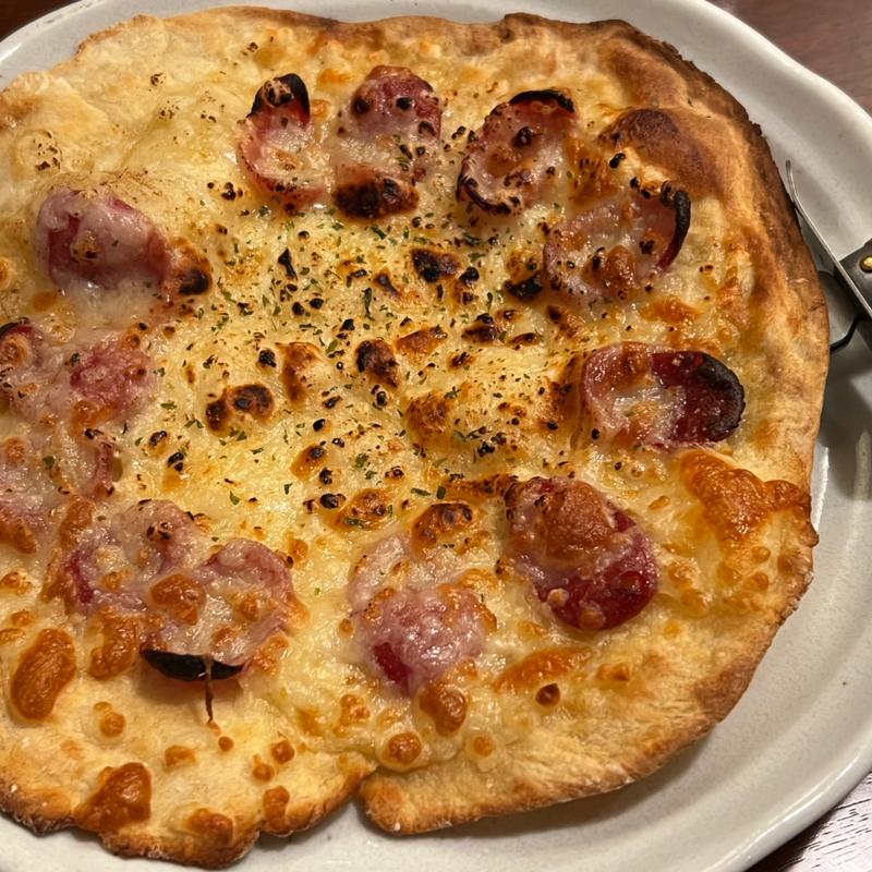 アンチョビサラミピザ(茄子美)