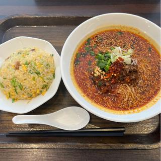 担々麺セット　紅担々麺(紅虎餃子房 イオンモール和歌山店)