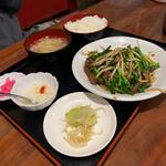 牛レバニラ定食(ラーメンの柵柵（さんさん）)