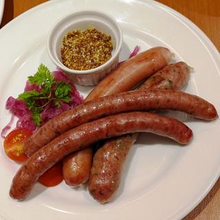 利久の牛たんソーセージ3種盛り合せ