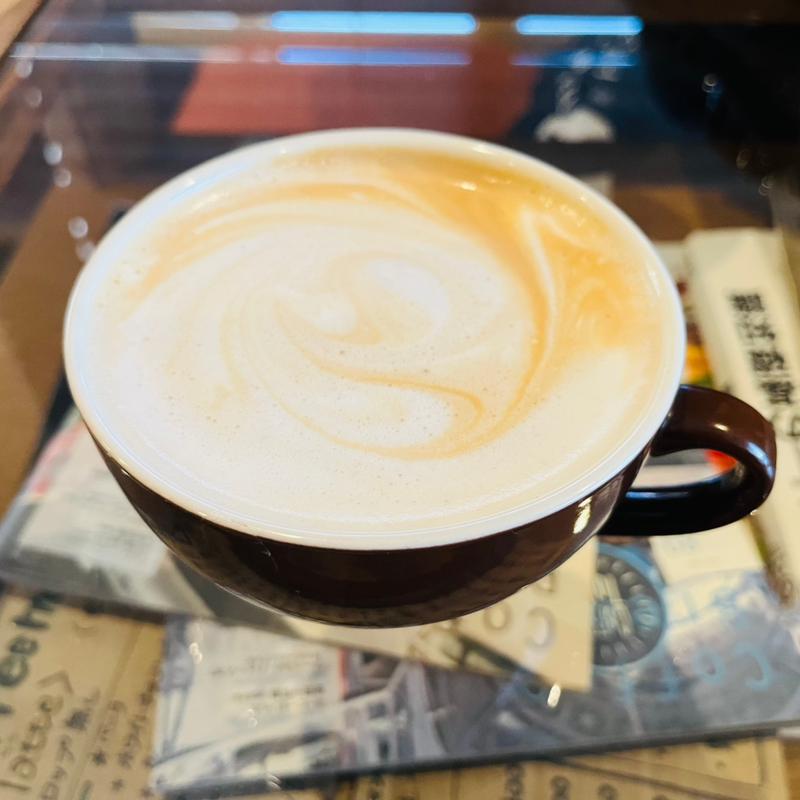 カフェラテ(BUFFO MIMATSU Specialty Coffee)