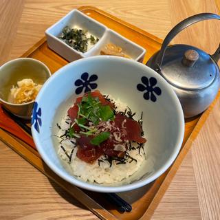 漬けまぐろの漁師風(だし茶漬け えん ASTY静岡店 )