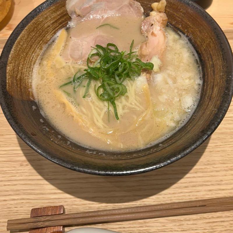 濃厚鶏白湯　しお(六代目 松月製麺所)
