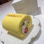 果園ロールケーキ