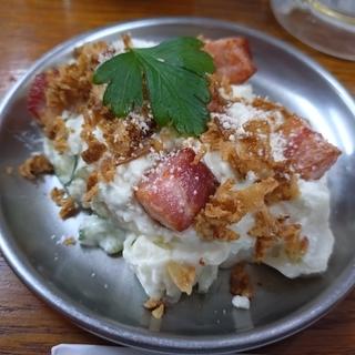 ベーコンポテトサラダ(まこちゃん 大井町店)