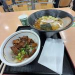 ラーメン ミニ牛すじ丼セット