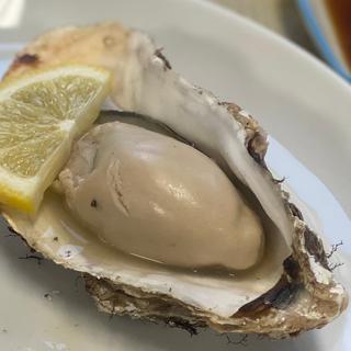 蒸し牡蠣(青塚食堂)