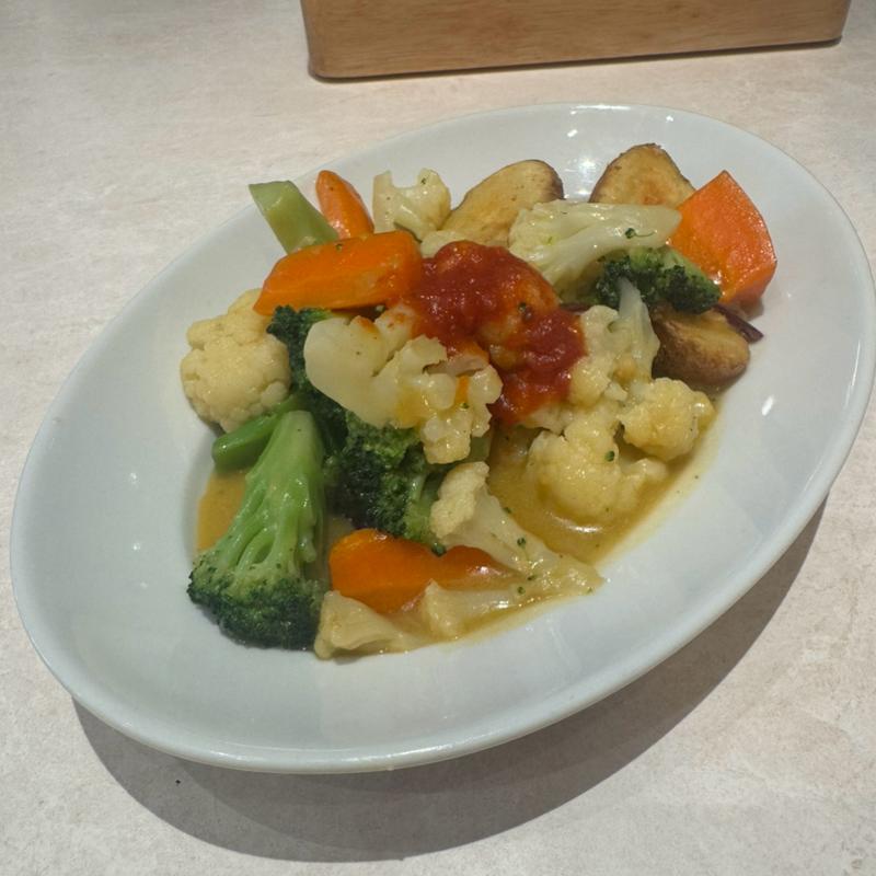 温野菜のバター風味揚げポテト添え(カプリチョーザ 御茶ノ水ソラシティ店)