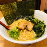 醤油ラーメン並 ほうれん草増し