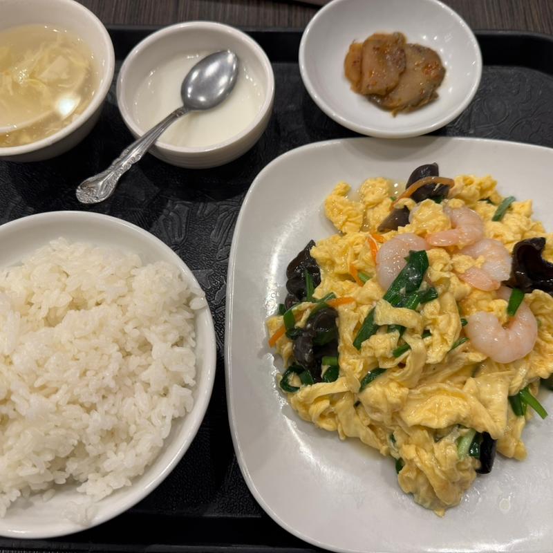 エビと玉子とキクラゲ定食(菜香菜 新宿店)