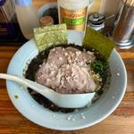 黒バラ海苔チャーシュー麺