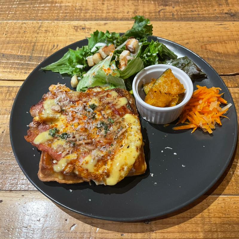 (ナカマチ カフェ （NAKAMACHI CAFE）)