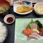 お刺身定食(魚河岸市場 男組釣天狗 本町店)