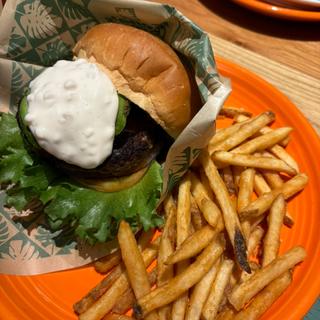 アボカドバーガー