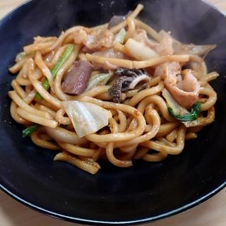 ホルモン焼きうどん(焼肉 新さよ （シンサヨ）)